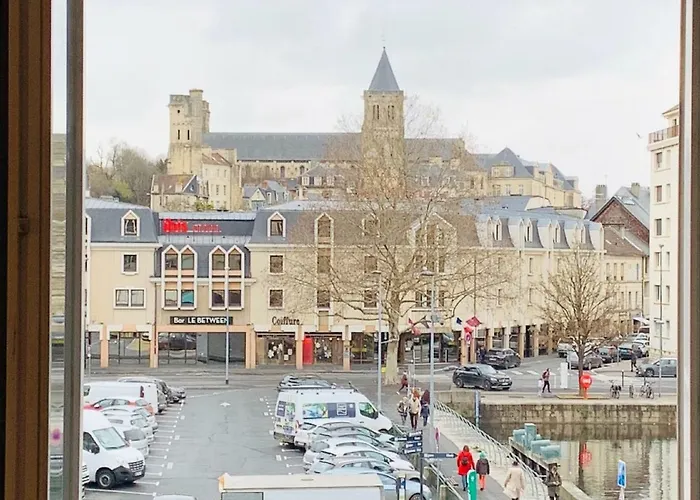 Port De De Gamme カーン