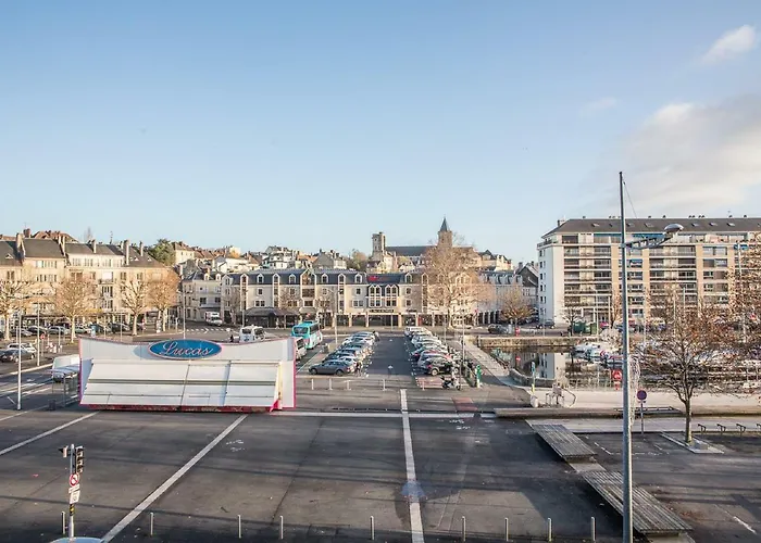 Port De De Gamme * カーン